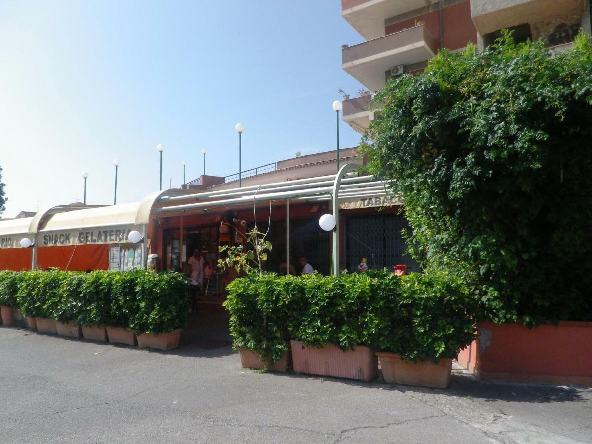 Pietre Nere Aparthotel Giardini Naxos Exteriör bild