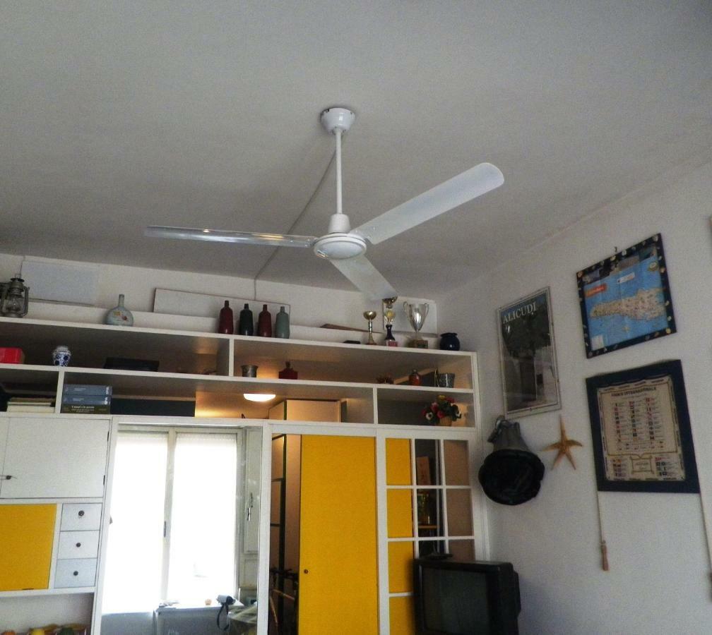 Pietre Nere Aparthotel Giardini Naxos Exteriör bild